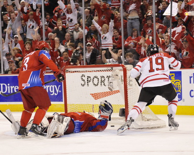 The Phone Call That Changed Junior Hockey: John Tavares on Being “Exceptional”